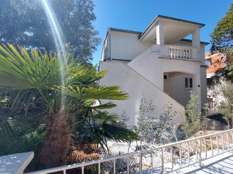 Casa Blanca, Biograd Na Moru Apartment Exterior foto