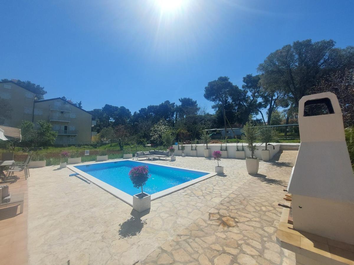 Casa Blanca, Biograd Na Moru Apartment Exterior foto