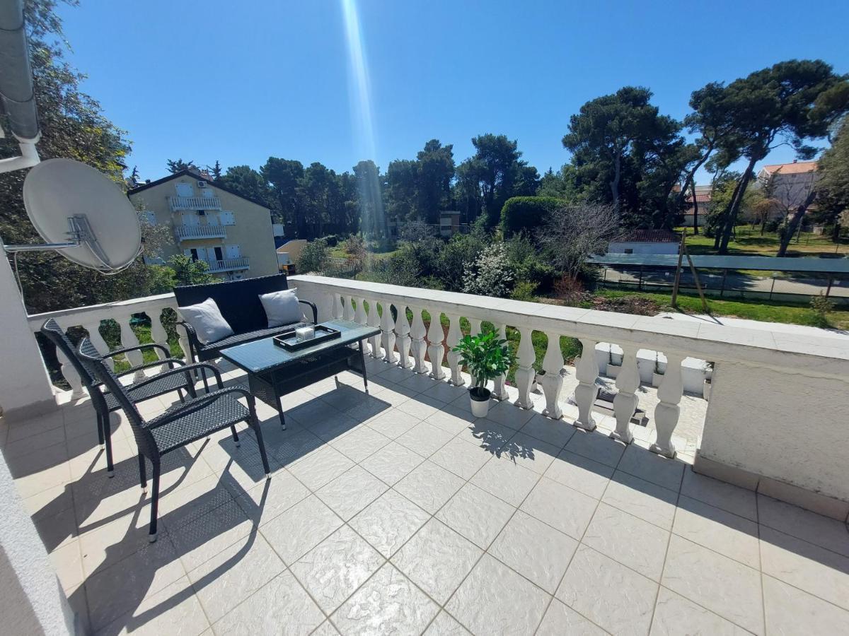 Casa Blanca, Biograd Na Moru Apartment Exterior foto